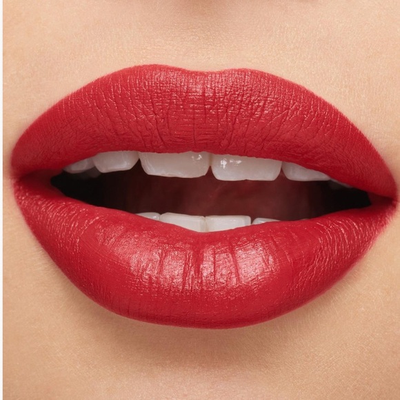 MAC Cosmetics M·A·CXIMAL SILKY MATTE LIPSTICK - Ring the Alarm (milky pink red) - Picture 5 of 11